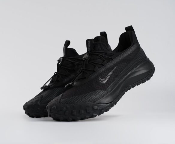 Nike ACG Mountain Fly Low black Nike ACG Mountain Fly Low black