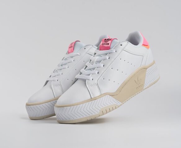 Adidas Court Tourino Bold белые 44717