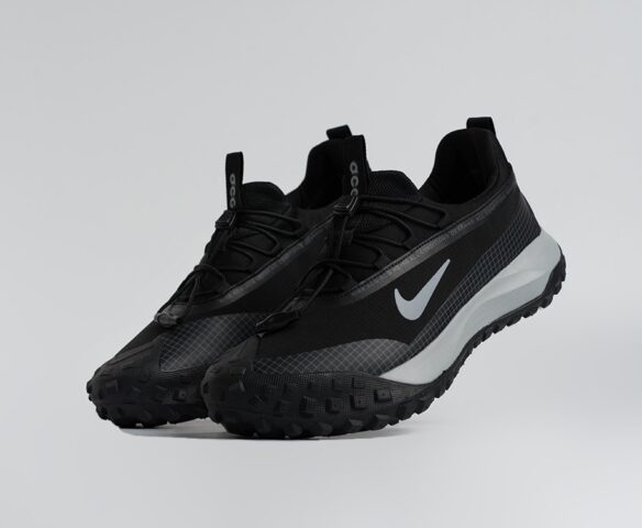 Nike ACG Mountain Fly Low Черные 45171